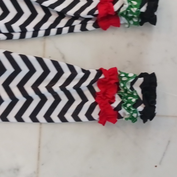 Simply Southern Christmas outfit NWT - Picture 3 of 5